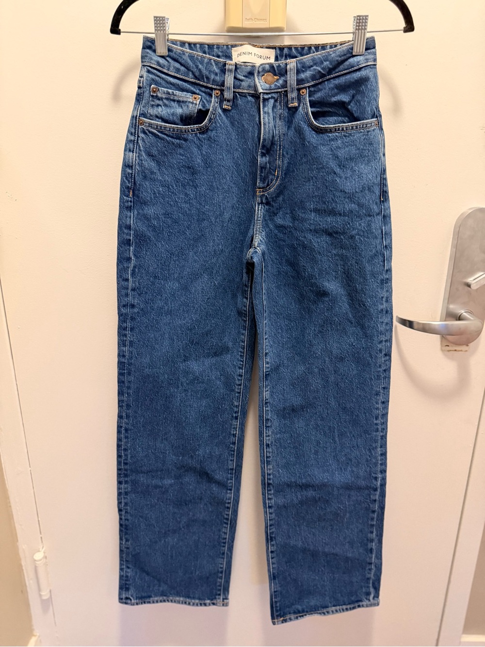 Aritzia Denim Forum Medium Blue Straight-Leg High-Rise Jeans